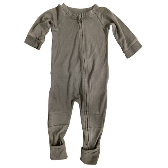 Goumi Navy Sleeper Size 6-12mo - Picture 1 of 2